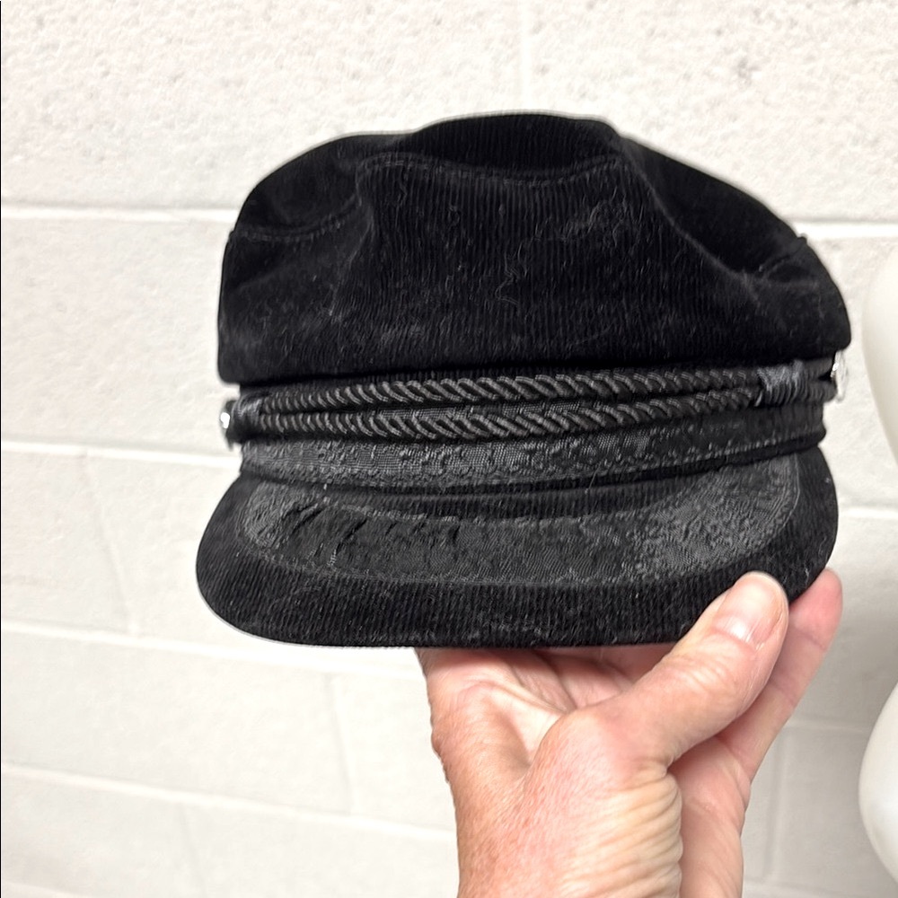 Black Women’s corduroy hat - Picture 3 of 3